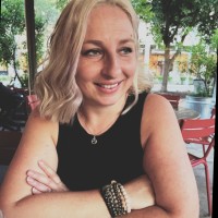 Natalie Perluzzo, Pmp