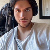 Keenan Van Straaten