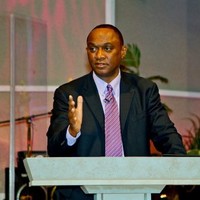 Lowell Evans