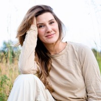 Leah Leonard