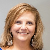 Suzanne White