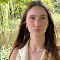Annegreet M. Douma