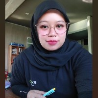 Dewi Rusdiana