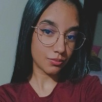 Ana Caroline Campos