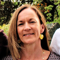 Lorraine Innes