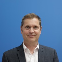 Simon Pearce