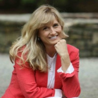 Dr. Jonna Broscious Blount