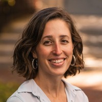 Maggie Loeffelholz