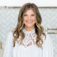 Kristen Hennie