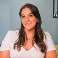 Lívia Oltramari Carvalho