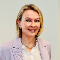 Annemieke Bambach