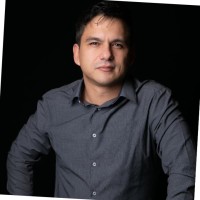 Caio V. Koch
