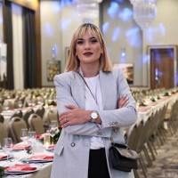 Esin Ayaz Banaz