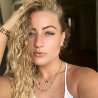 Zoë K.