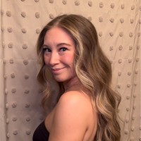 Katie Jones ✨ Content Creator ✨