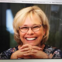 Sandra Delling