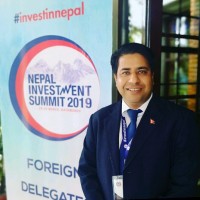 戴主席Dinesh Khanal