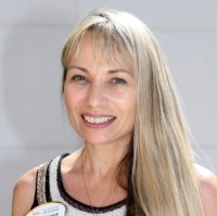 Linda Wozniak