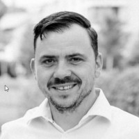 Oliver Weber