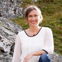 Dr. Heidi Becker, ERT