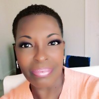 Tina Andrews