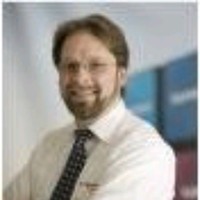 Dr. Tobias Henzler