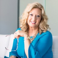 Julie Betoni