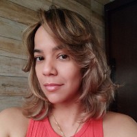 Isadora Melo