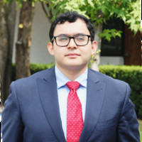 Roberto Mendoza