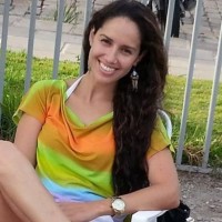 Débora Sene