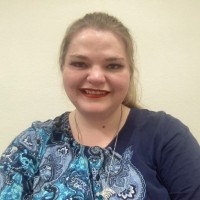 Holley Anderson