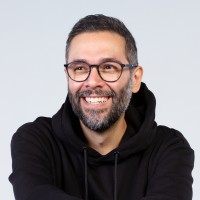 Carlos Eduardo Medeiros