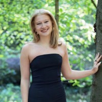 Lauren Binger