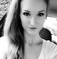 Mandy Valkenburg