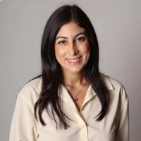 OSHRAT GRIEV ♡ הקוראת בבגדים