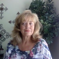 Victoria L Davis