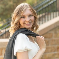 Claudia Schee