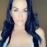 Holly Arnold