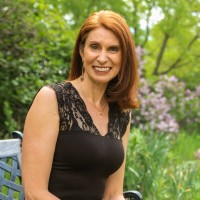Julie McNamara