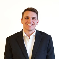 Nicholas Dau, Cfa