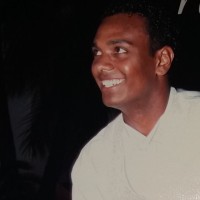 Valdenir J Pereira