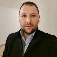 Robert Pušelja