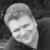 Mike Pinder