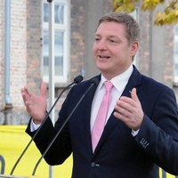 Andrew Carson