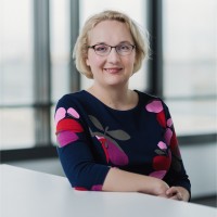 Sabine Macha