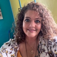 Tina Holtzclaw