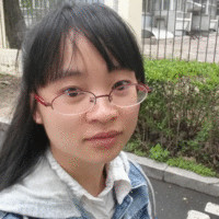 覃春英