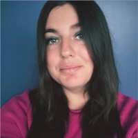Holly Acquisto