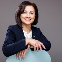 Laura Hurren