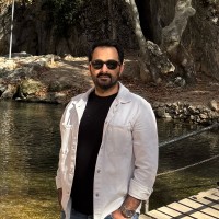 Arif Kurt